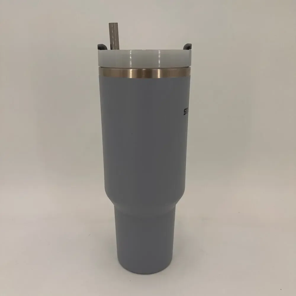 Stanley Blue The Quensher H2.0 The Flowstate 40 oz Tumbler NWOT